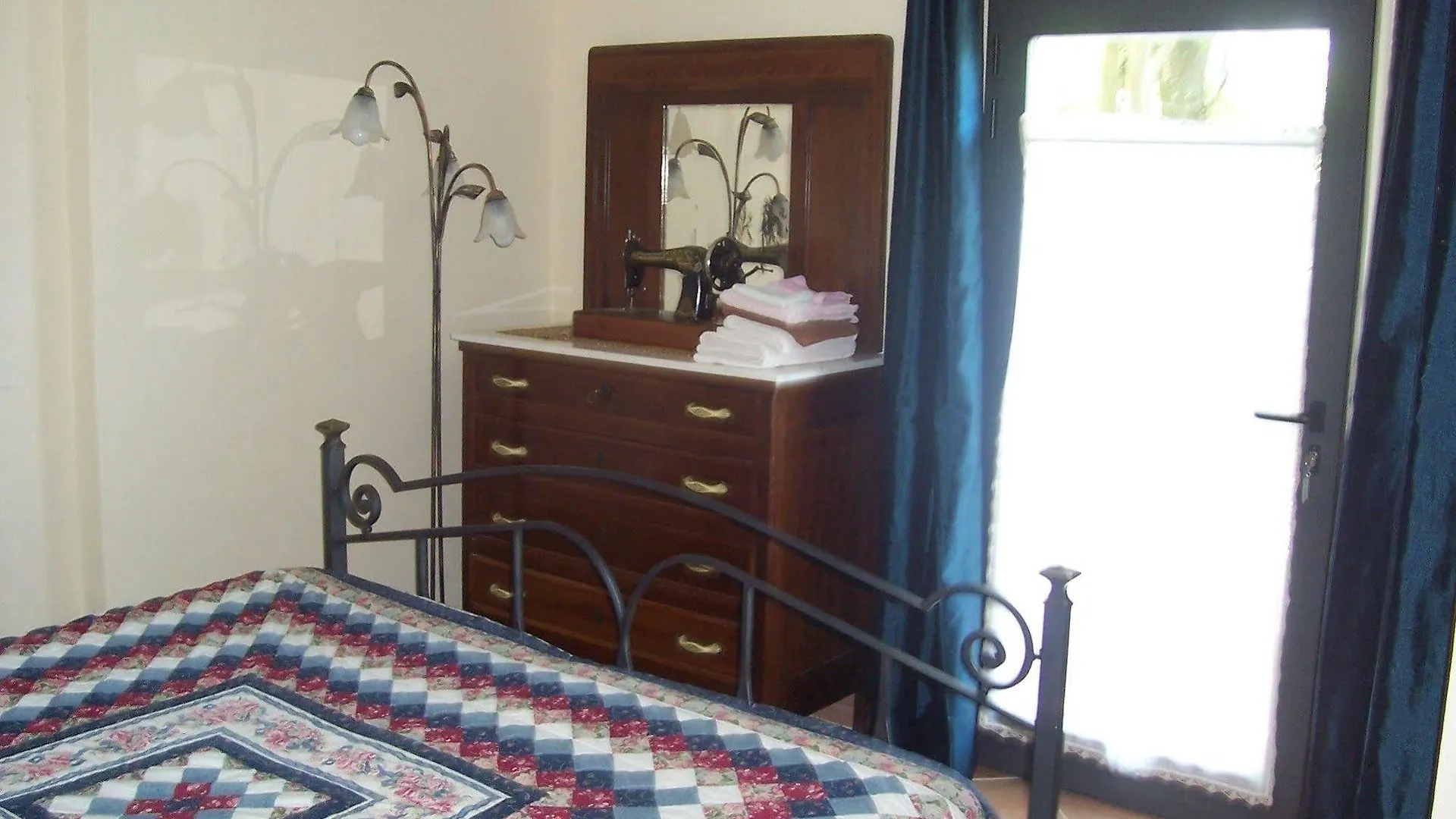 Agriturismo Paradiso Asciano 2*,  Italy