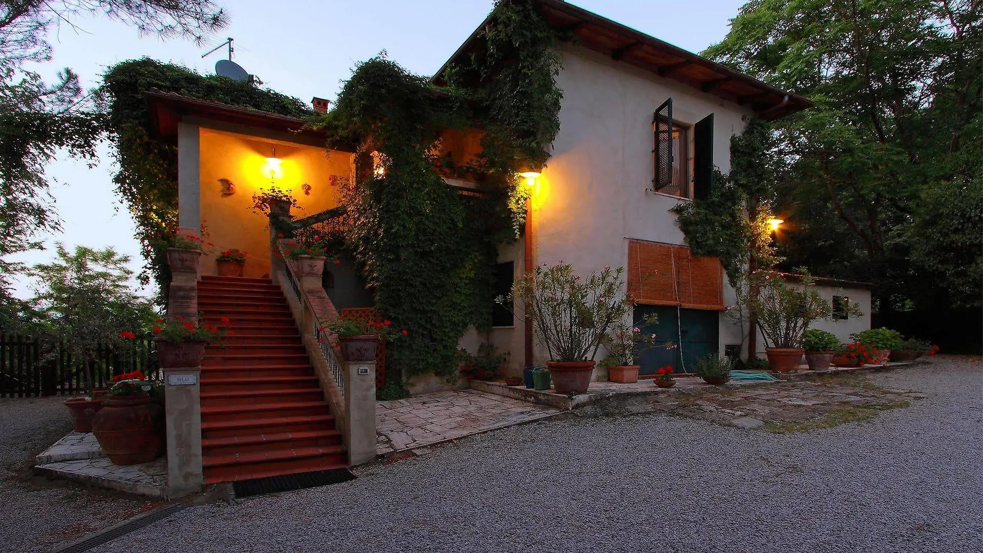 Agriturismo Paradiso Asciano Hotel